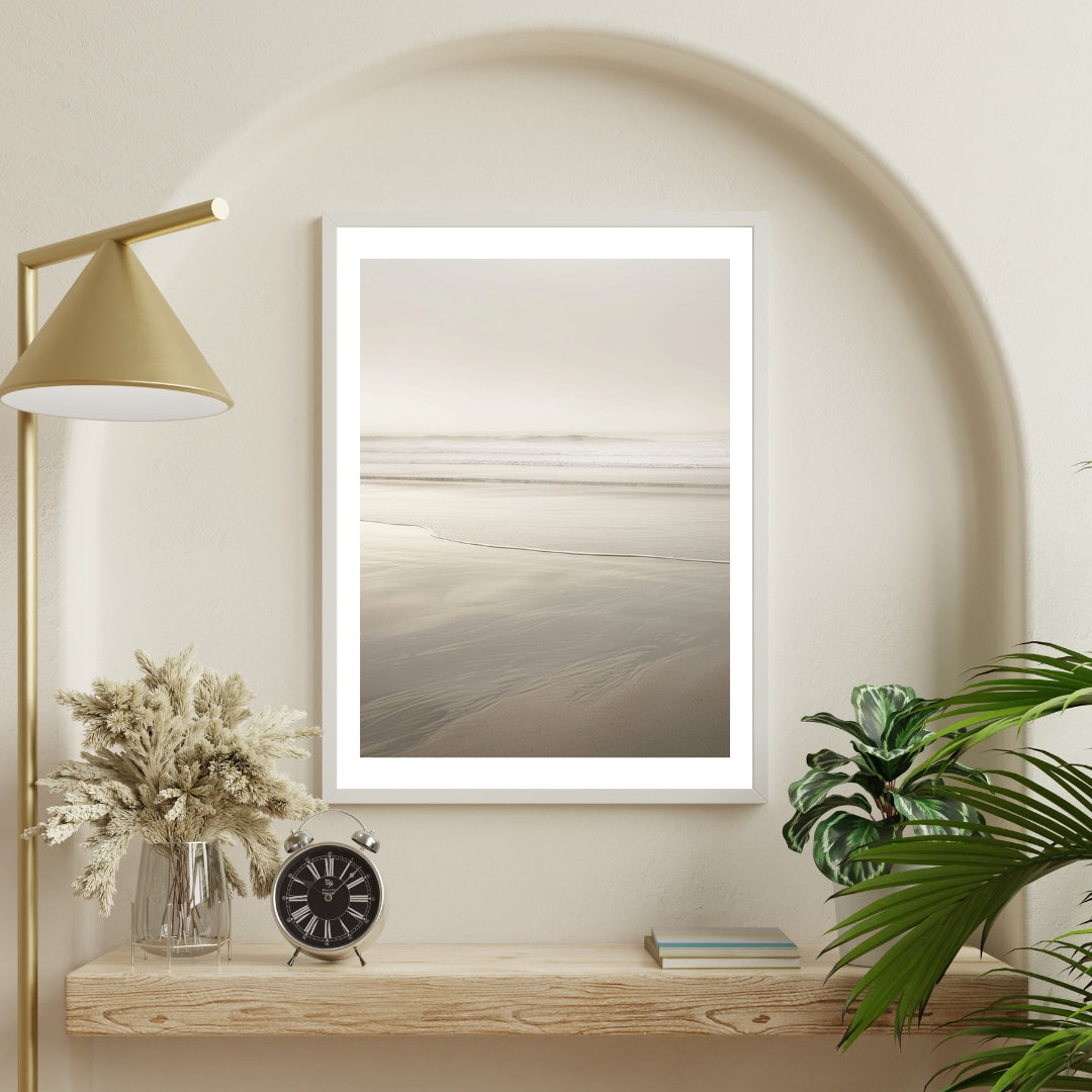 Beige minimalist naturposter av Nordanio med 3D väggram, perfekt för modern inredning och väggdekoration.