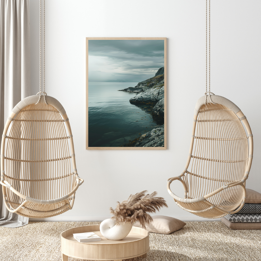 Beige och vit naturposter av Nordanio med minimalistisk ram, perfekt för väggdekoration i modern stil.