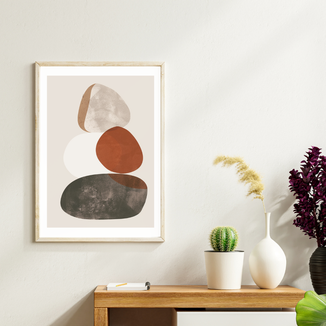 Organisk lagerposter av Nordanio, minimalistisk abstrakt väggkonst i krämfärgad ton för modern inredning.
