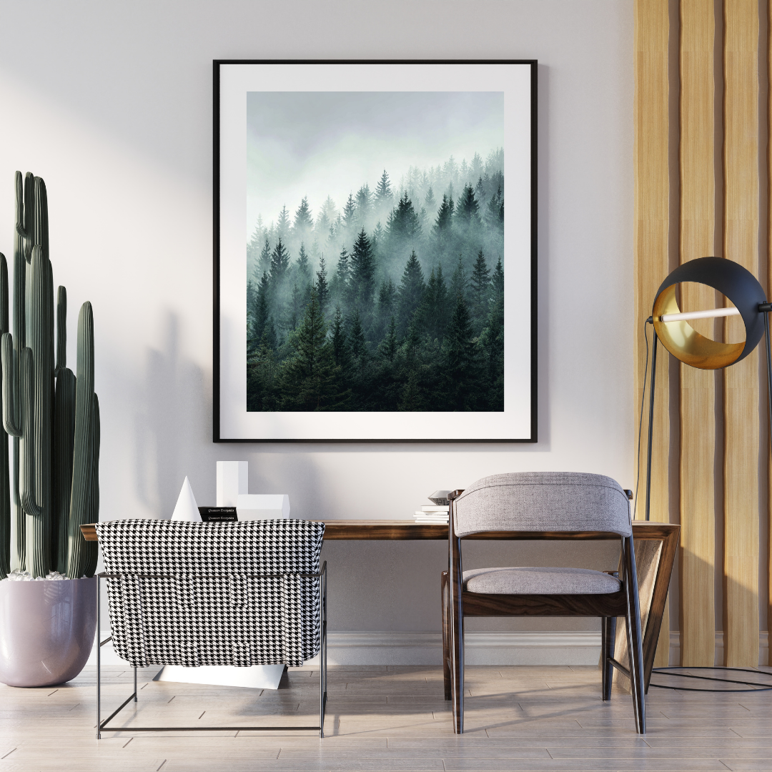Grå minimalist naturaffisch med tallskog och dimma, Nordanio Pine Forest Mist, modern väggdekoration för hemmet.