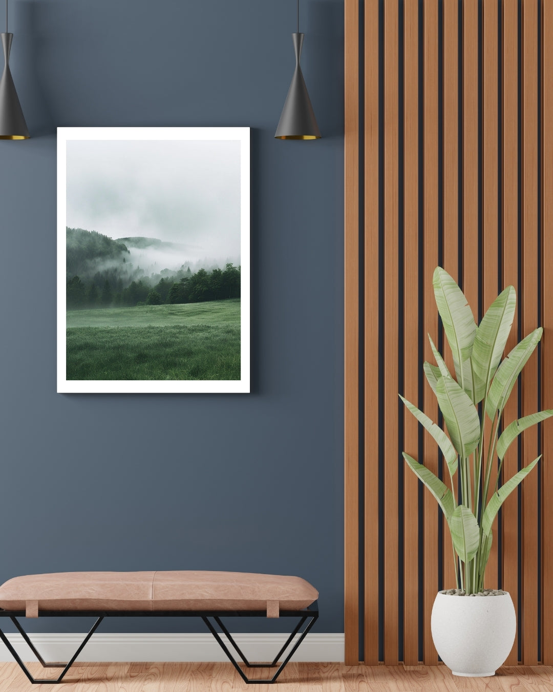 Grå och gröna naturposter från Nordanio med minimalistiskt landskapsfoto i ram, perfekt för inredning.