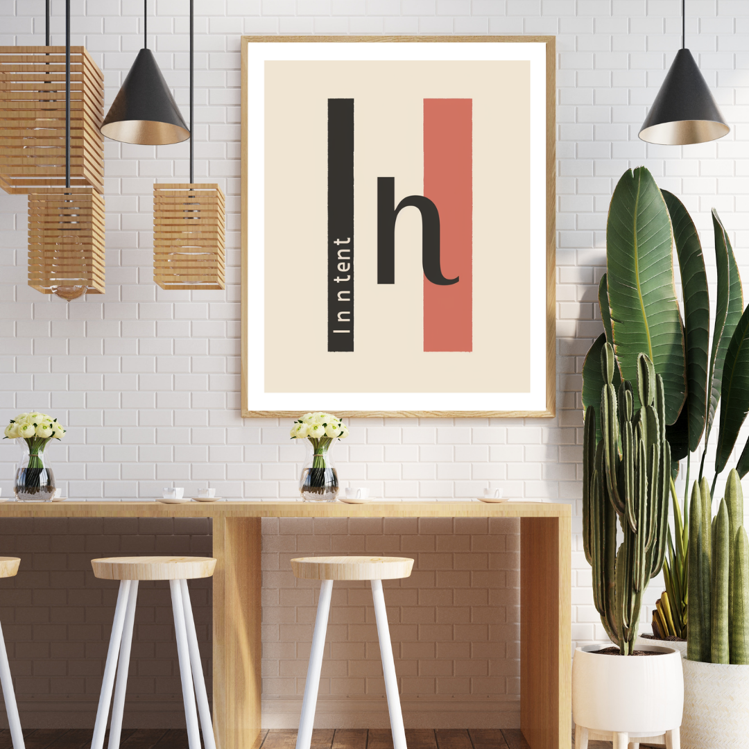 Grågrön typografiposter från Nordanio med väggdekor i modern stil, visas i ram på vägg.