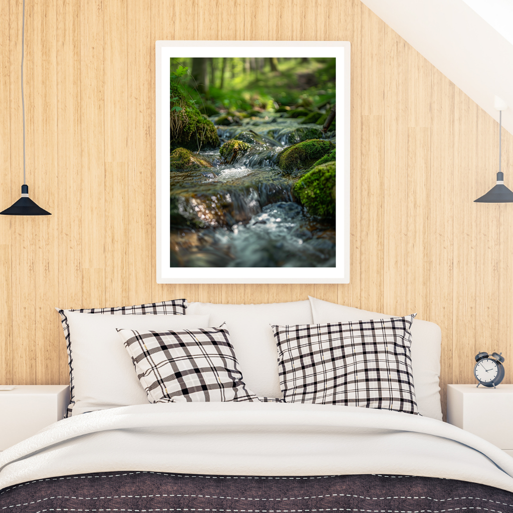 Naturposter av Forest Creek från Nordanio, minimalistisk 3D-väggram i ljusbrunt trä, som visas i en Instagrammockup.