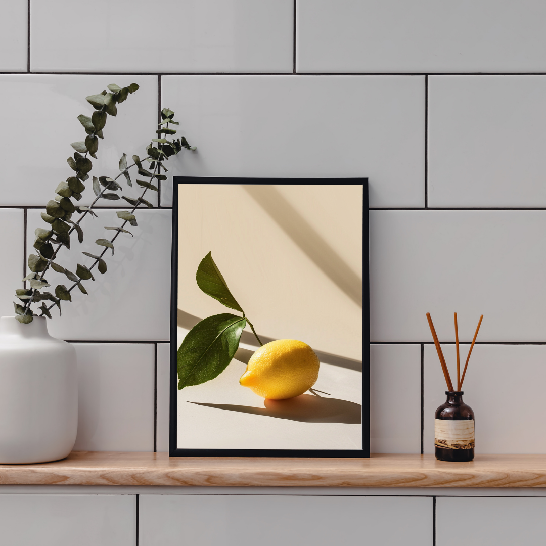 Lemon Shadow poster av Nordanio med citrusskuggor i svart på ljusgrå bakgrund, minimalistisk fruktposter för väggdekor.