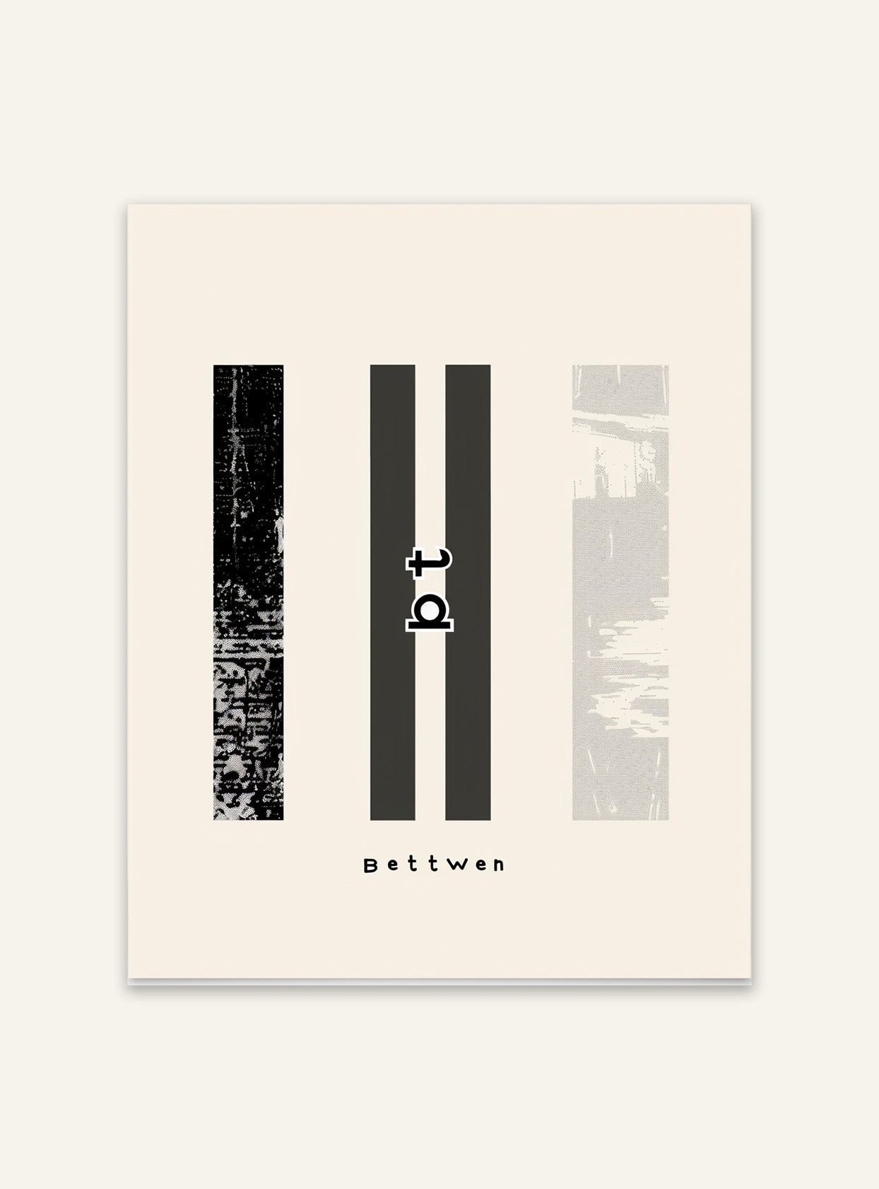 Typografiskt Nordanio Between Poster med stilren text på vit bakgrund, modern inredningsdetalj för väggdekoration.