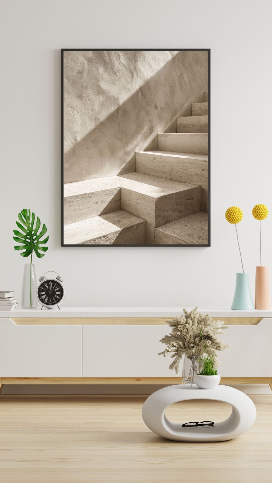 Abstrakt väggposter med stentrappa i svart ram, modern och minimalistisk inredningsdetalj för vardagsrum.