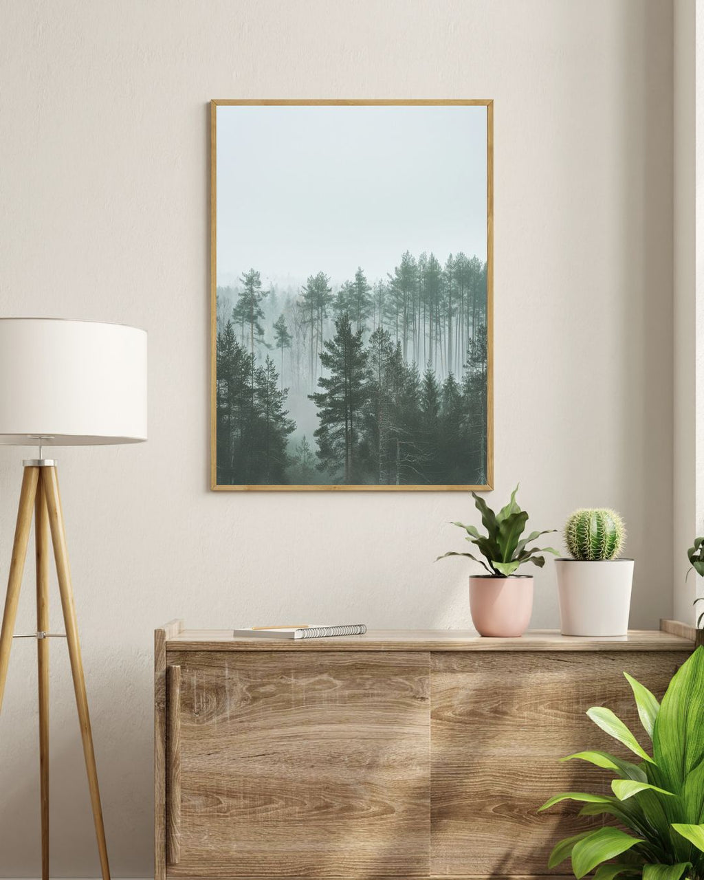 Nordanio naturposter med tallskogsmotiv, modern väggkonst för vardagsrum, neutral och estetiskt tilltalande.
