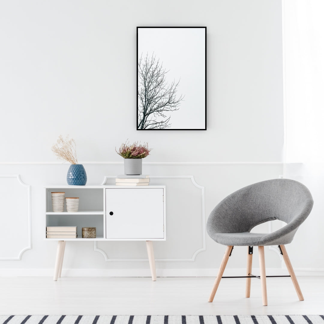 Naturposter med nakna grenar av Nordanio, minimalistiskt design för väggdekoration i hemmet.