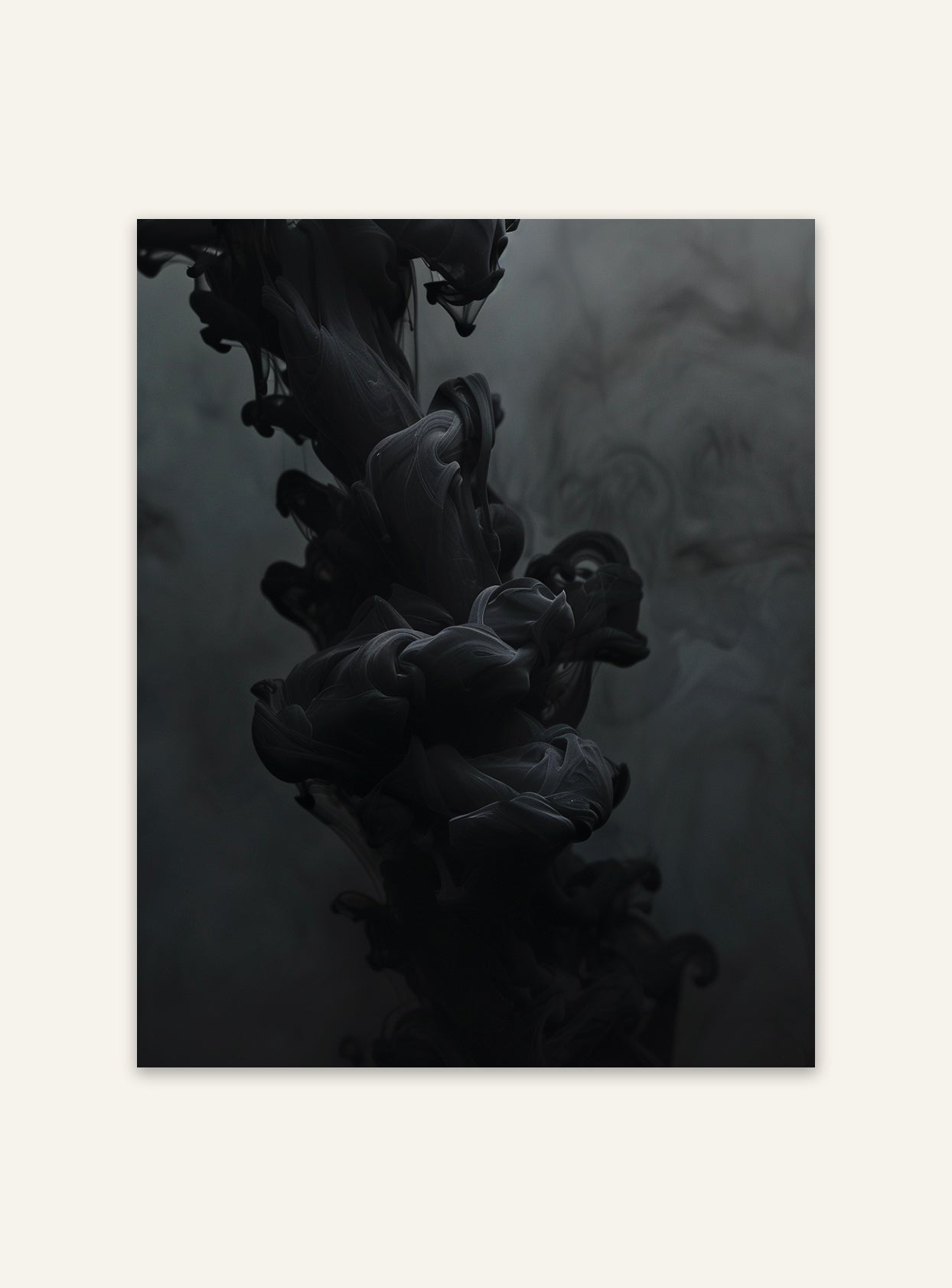 Svart abstrakt poster från Nordanio, mörk konstväggbild med modern, kreativ design för inredning.