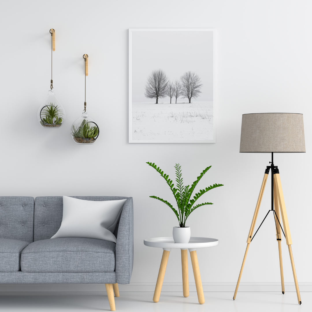 Väggposter med vinterträd i naturstil från Nordanio, minimalistisk och modern design för rum.