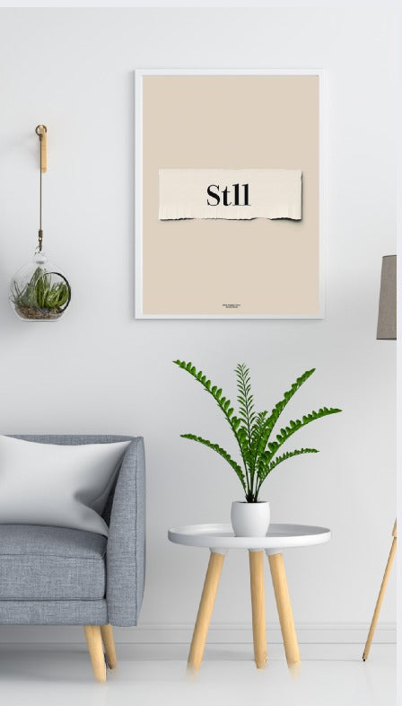 Typografisk poster med stillbild, designad av Nordanio, visar ett konstnärligt och minimalistiskt textkoncept.